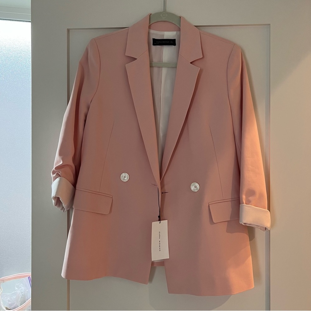 🆕 Zara Pink Blazer